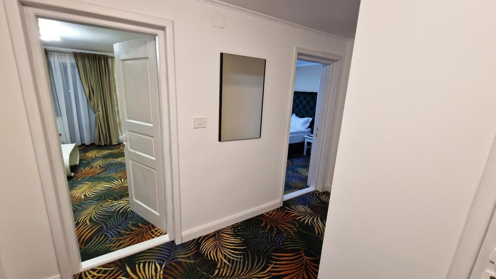 Pensiunea Pink House Runcu Hotel รุนกู ภายนอก รูปภาพ