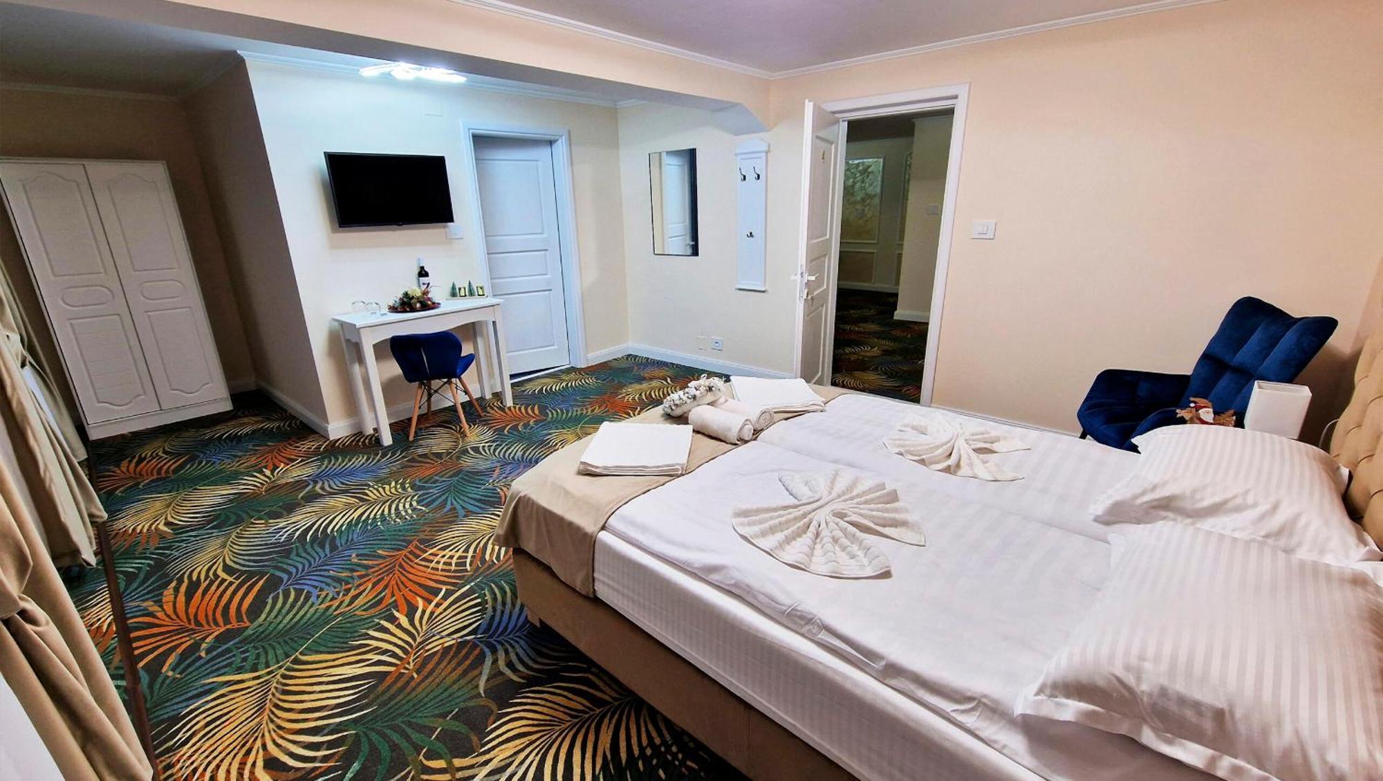 Pensiunea Pink House Runcu Hotel รุนกู ภายนอก รูปภาพ