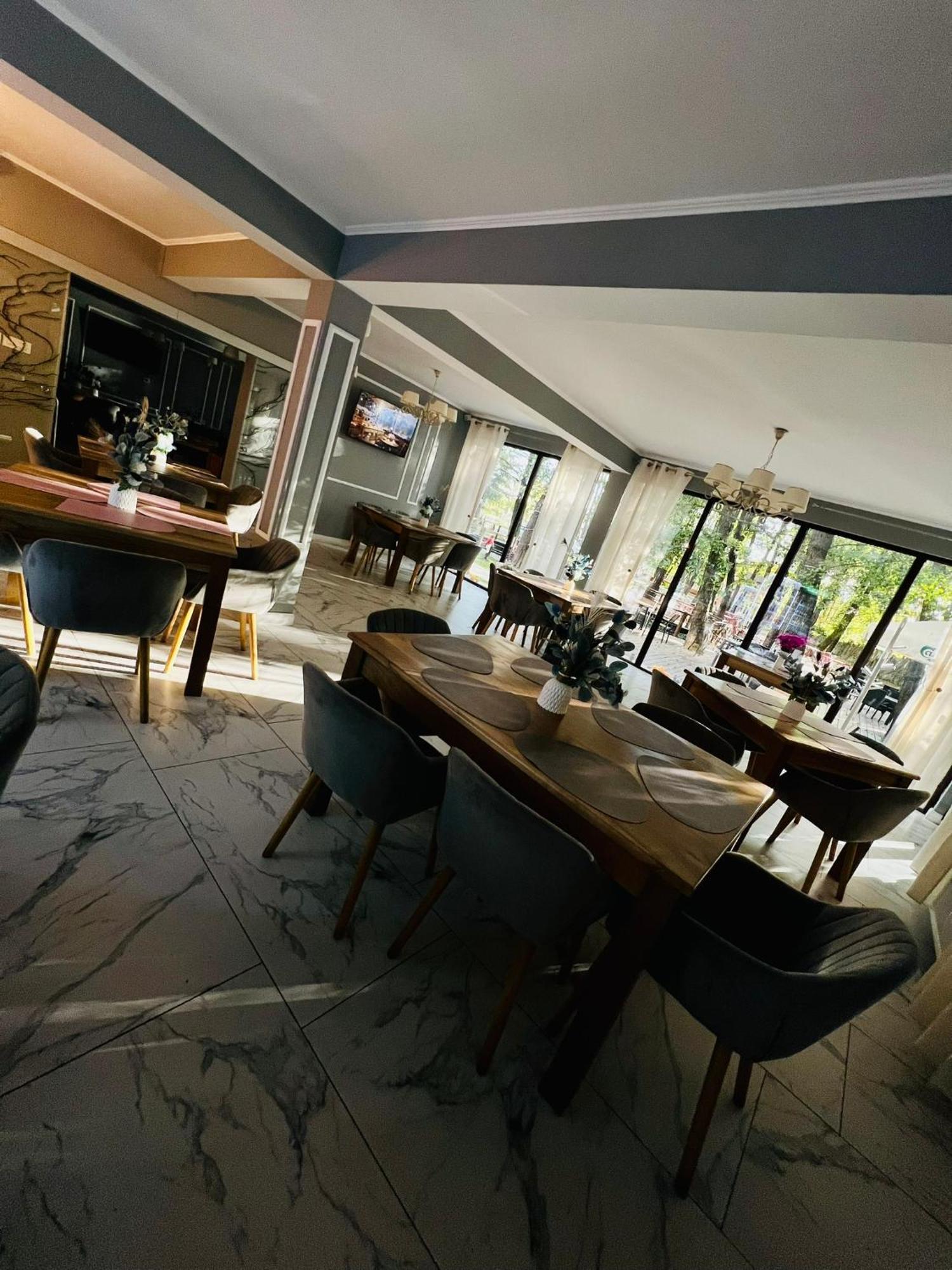 Pensiunea Pink House Runcu Hotel รุนกู ภายนอก รูปภาพ