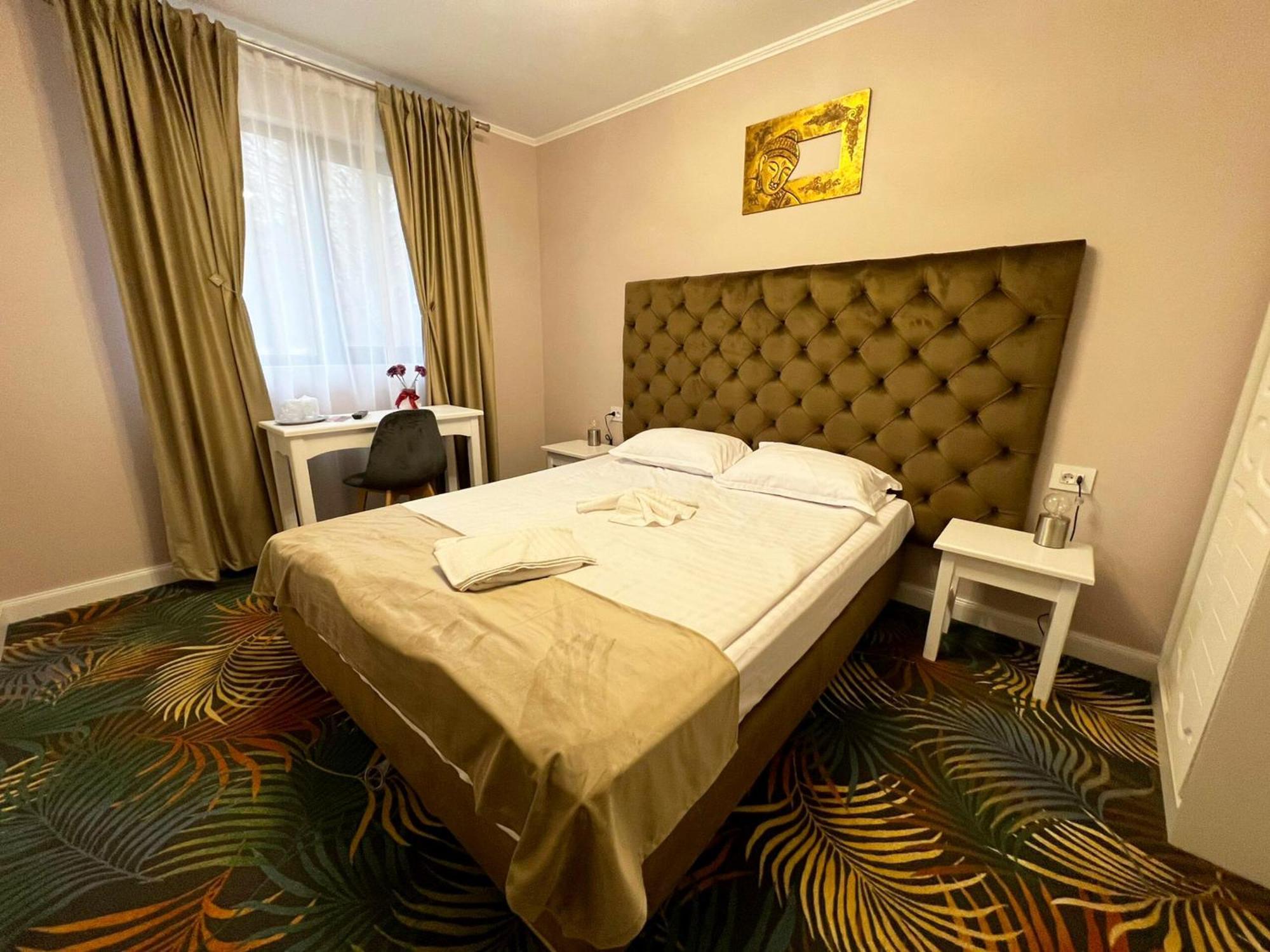 Pensiunea Pink House Runcu Hotel รุนกู ภายนอก รูปภาพ